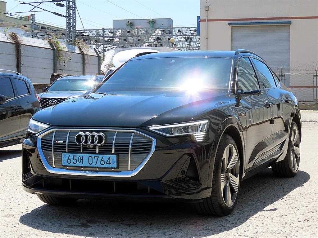 Audi e-Tron - Vista 2