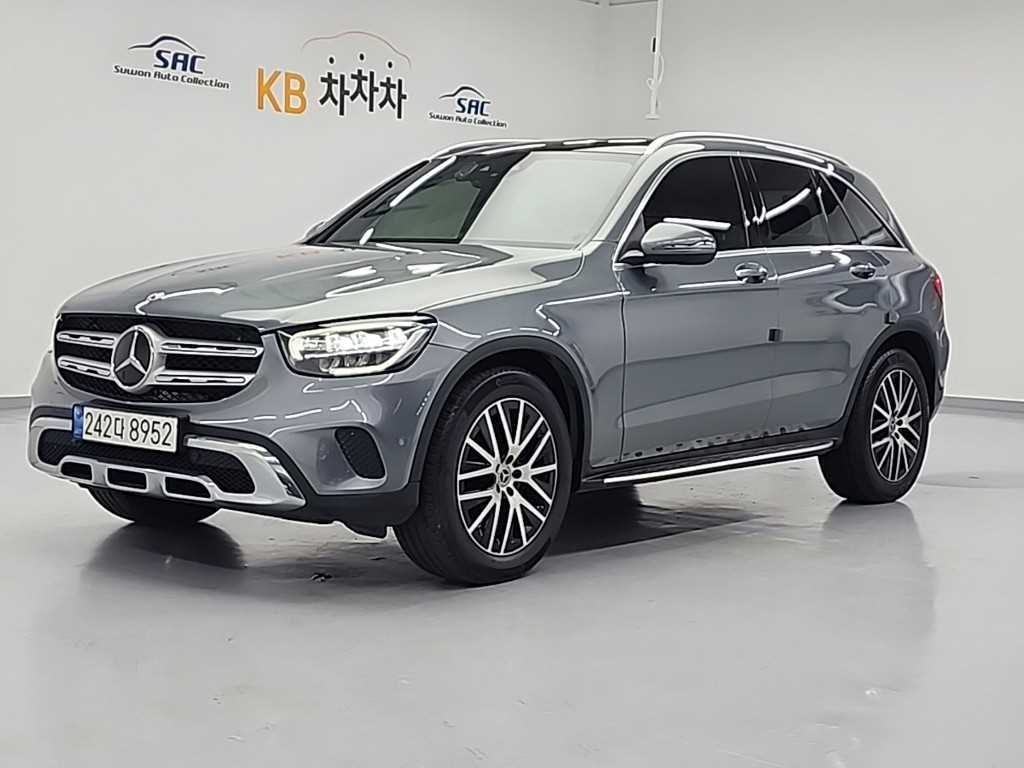Mercedes Benz GLC Class - Vista 4
