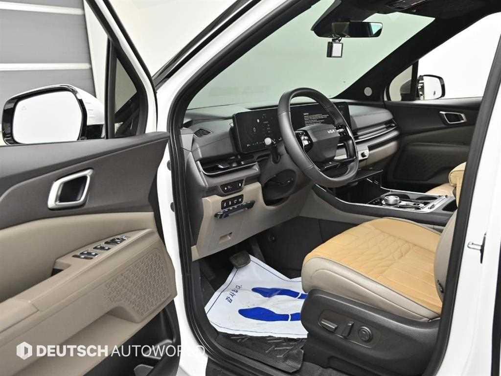 KIA Carnival - Vista 11