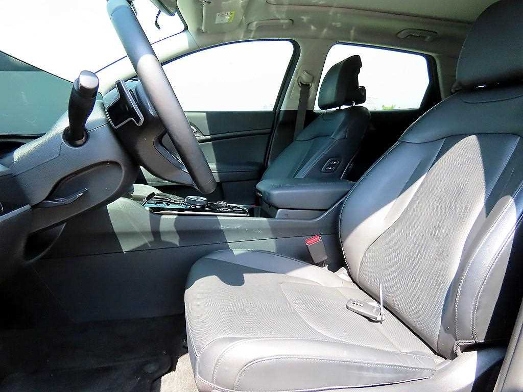 KIA Sportage - Vista 5