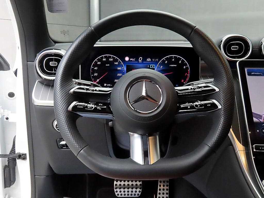 Mercedes Benz GLC Class - Vista 9