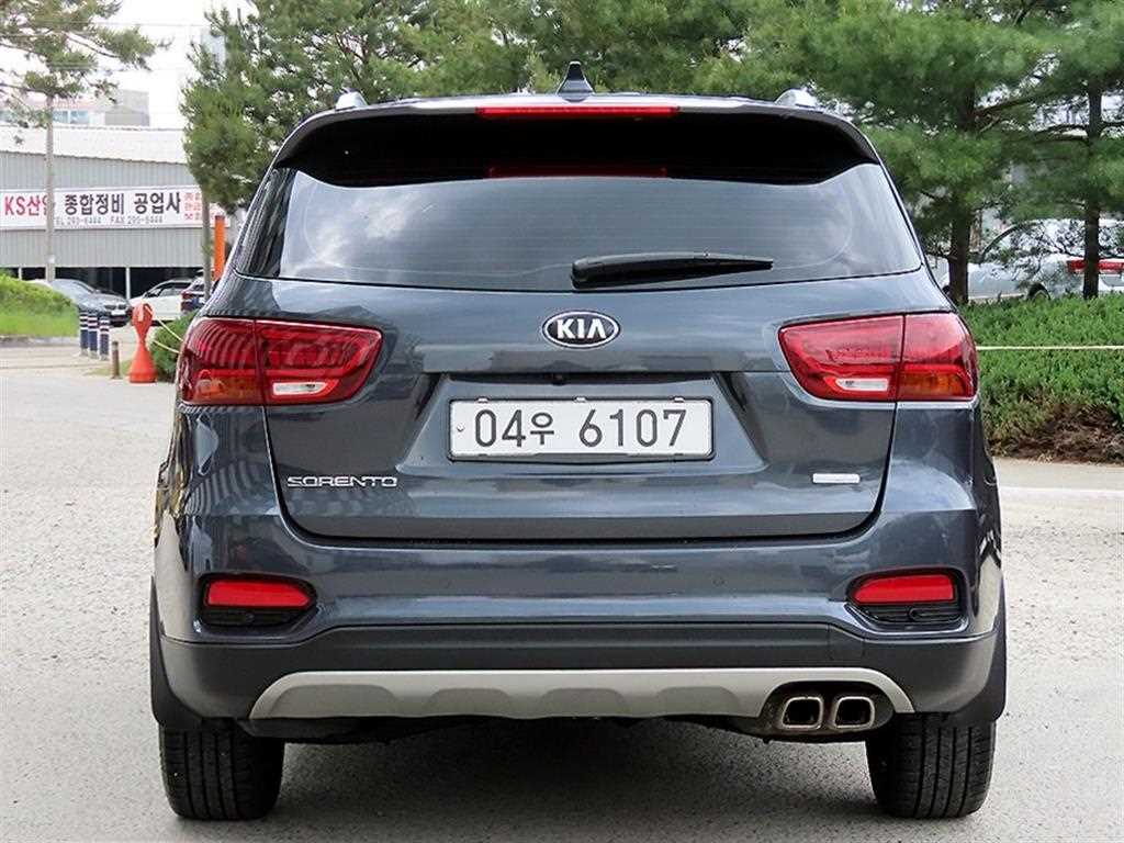 KIA Sorento - Vista 4