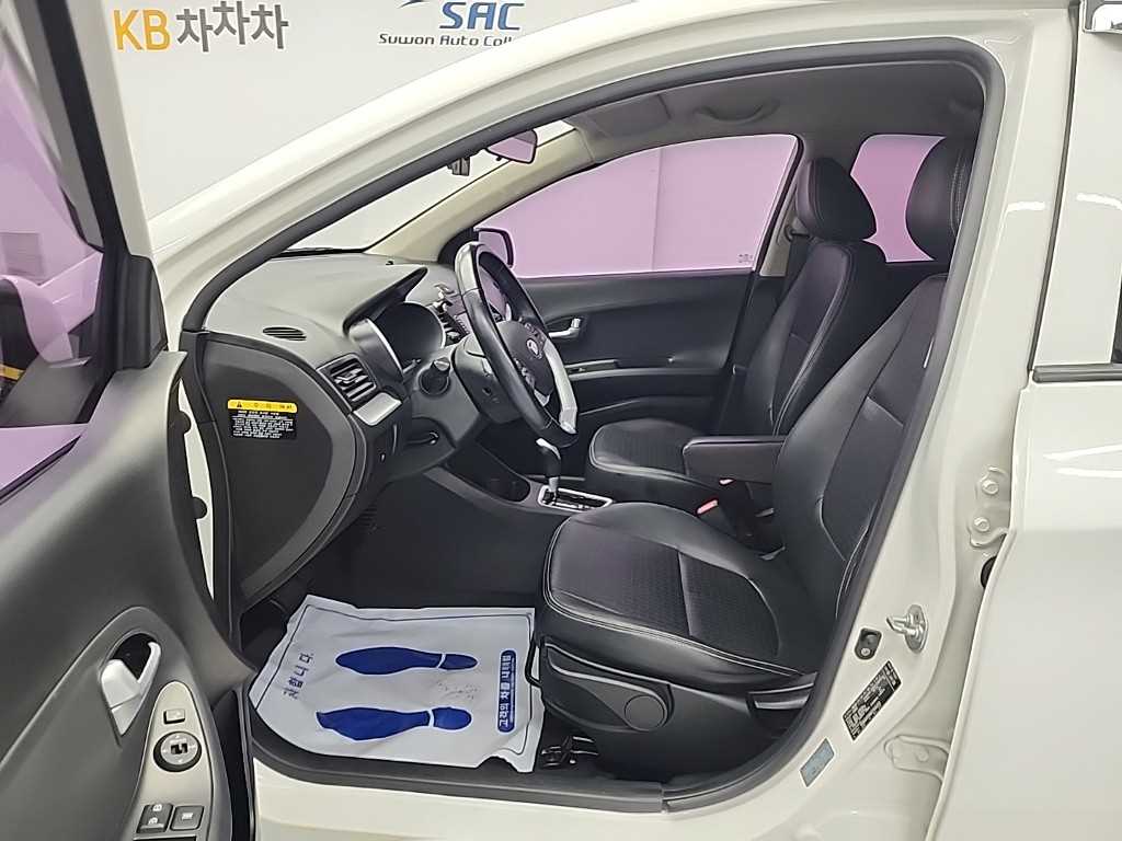 KIA Morning - Vista 11