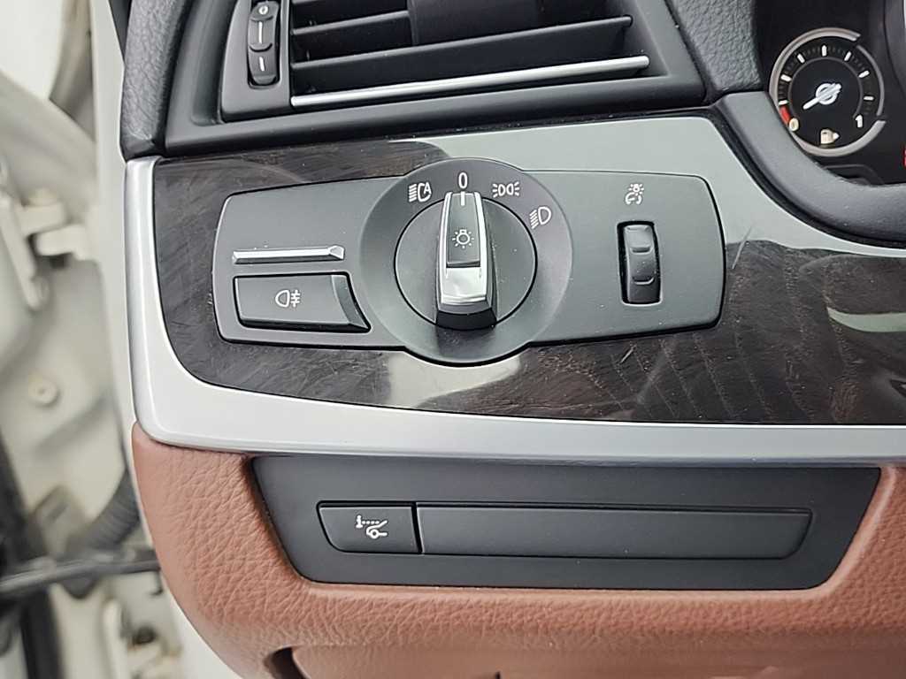 BMW 5 Series 2014 Blanco - Importación desde Corea - HF Imports Iquique - Foto 18