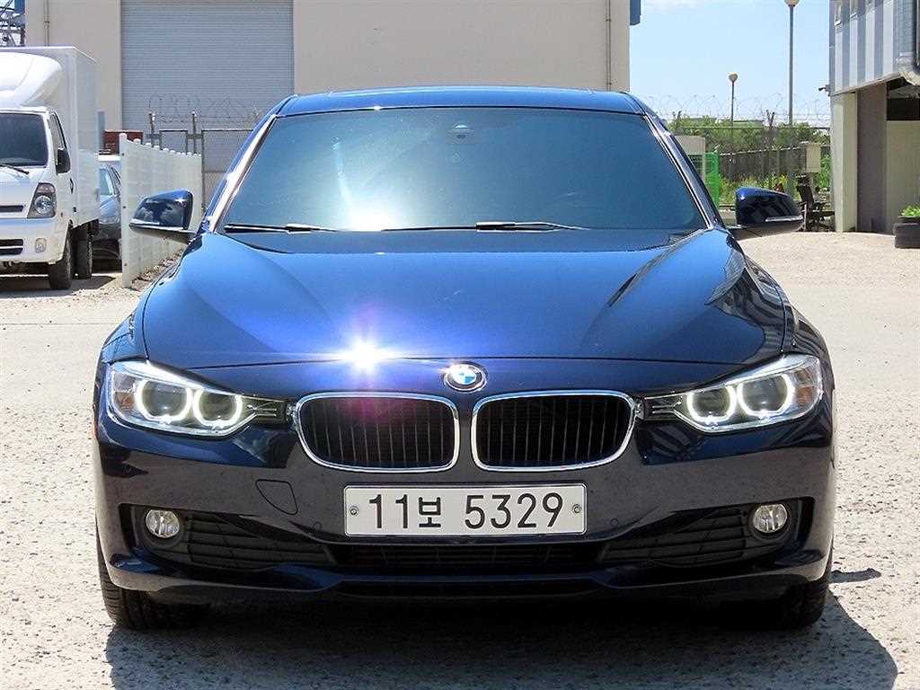 BMW 3 series 2015 Azul - Importación desde Corea - HF Imports Iquique - Foto 1