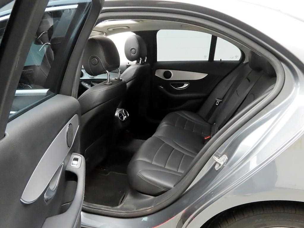 Mercedes Benz C Class 2018 Gris - Importación desde Corea - HF Imports Iquique - Foto 15