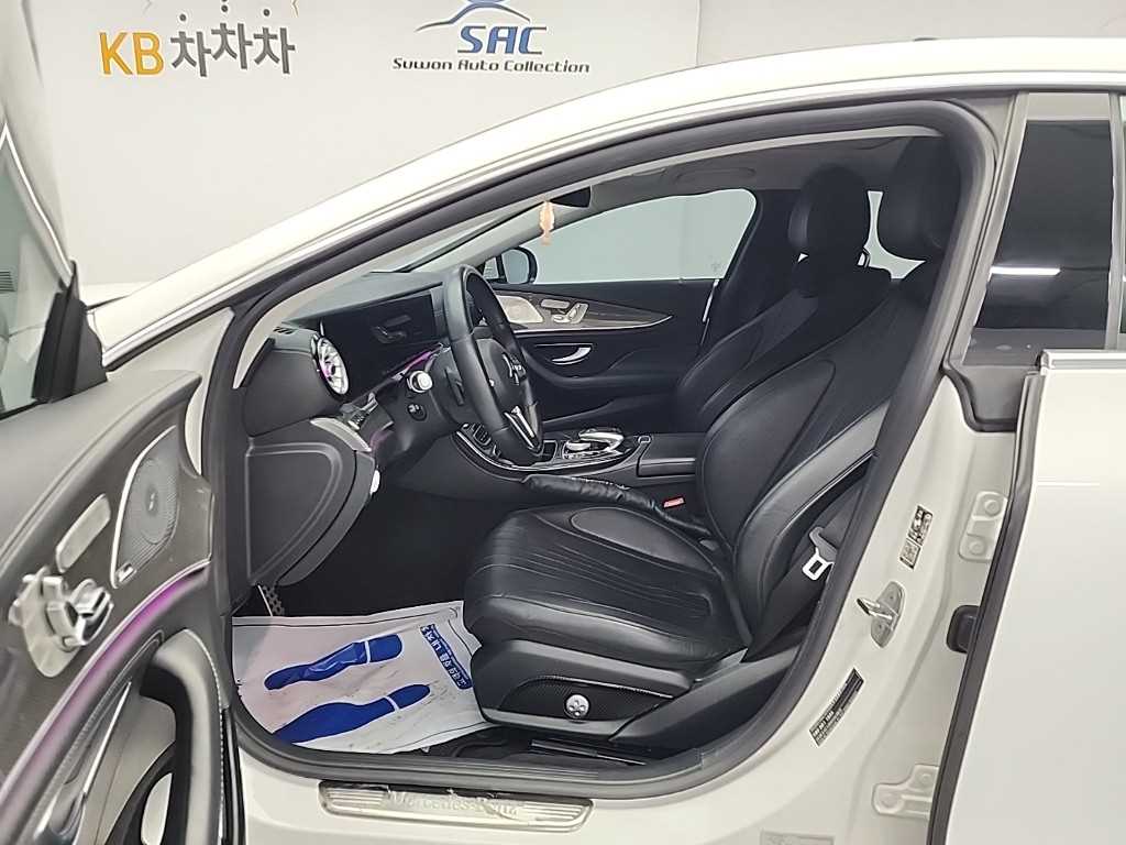 Mercedes Benz CLS Class - Vista 11
