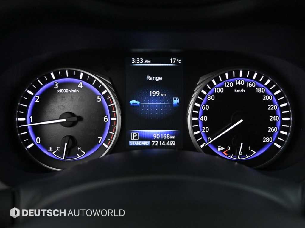 Infiniti Q - Vista 8