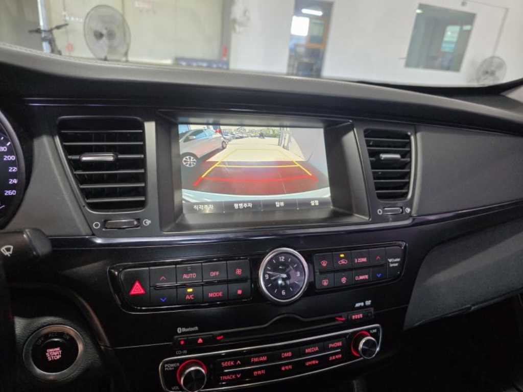 KIA K9 - Vista 7