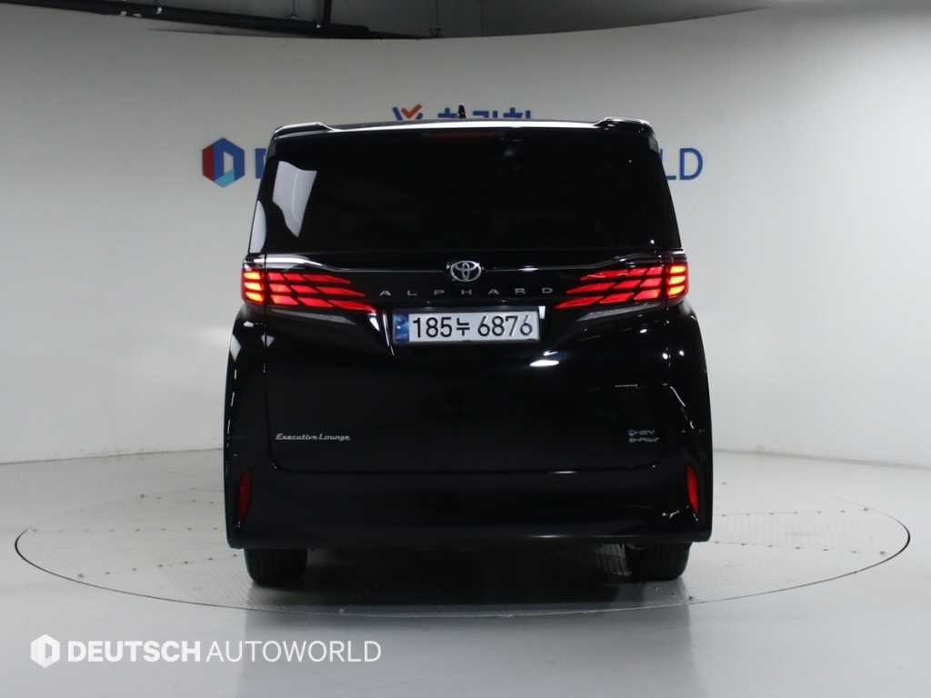 Toyota Alphard - Vista 4