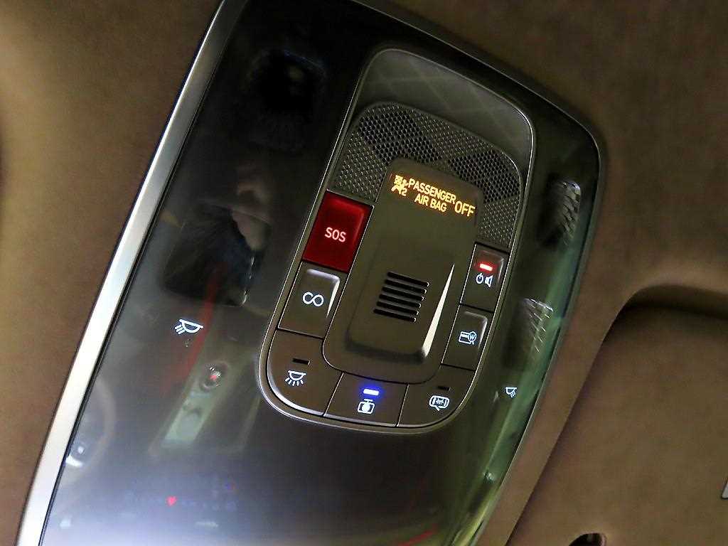 Genesis G80 2025 Negro - Importación desde Corea - HF Imports Iquique - Foto 14
