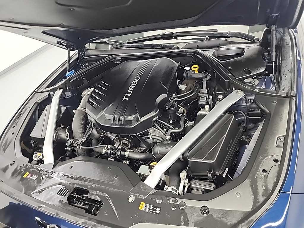 Genesis G70 - Vista 5