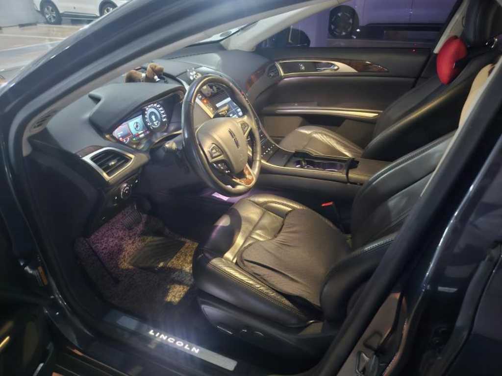 Lincoln MKZ - Vista 7