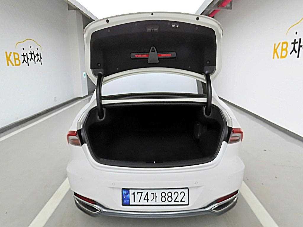 HYUNDAI Grandeur - Vista 5
