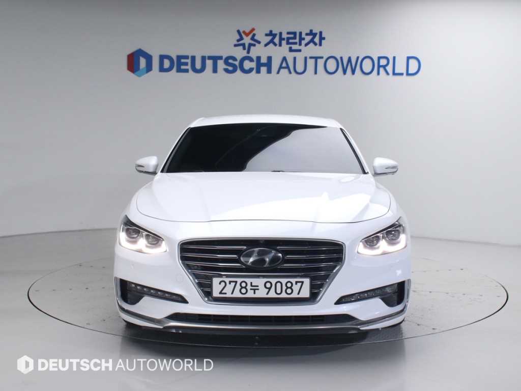 HYUNDAI Grandeur - Vista 3