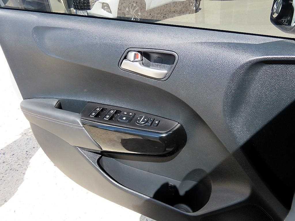 KIA Morning - Vista 11