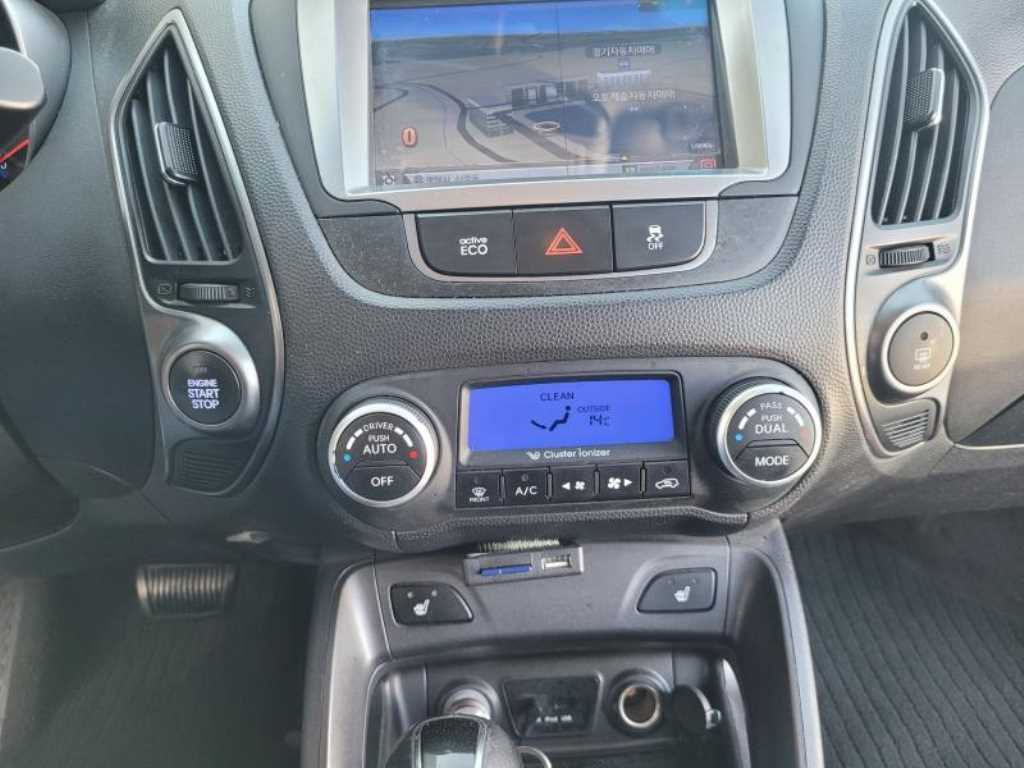 HYUNDAI Tucson - Vista 8