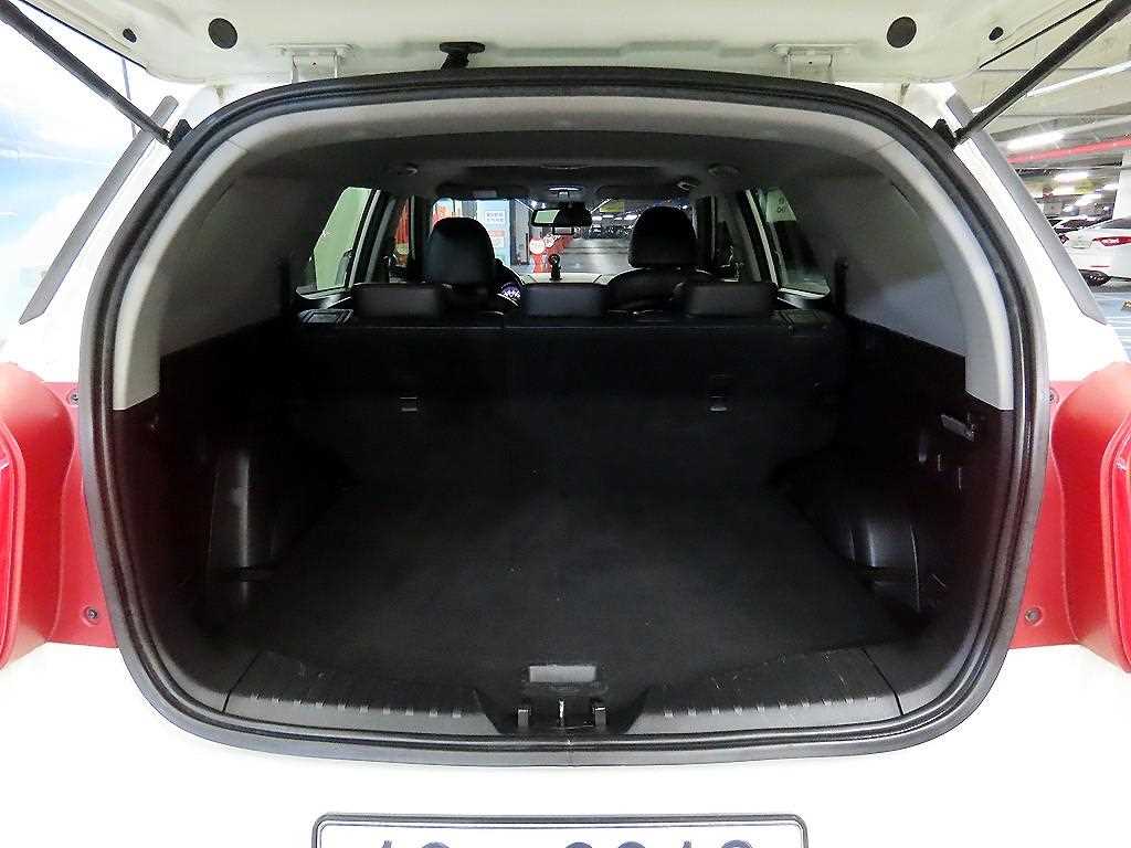 Ssangyong Tivoli 2016 Blanco - Importación desde Corea - HF Imports Iquique - Foto 17