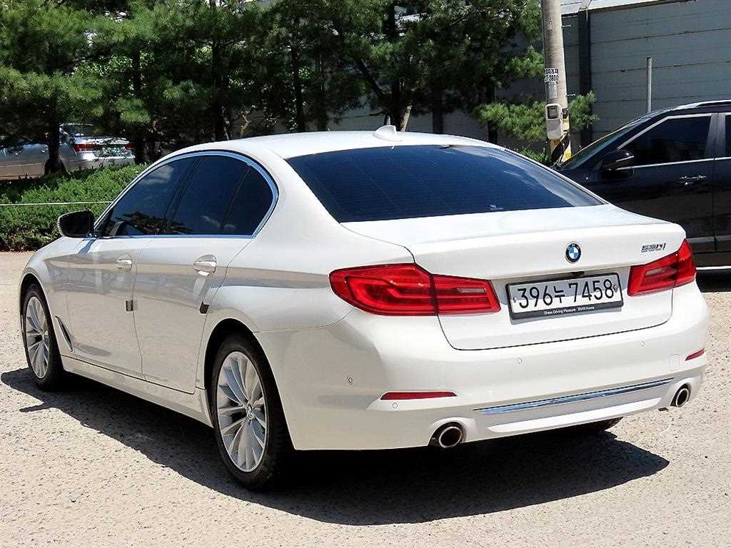 BMW 5 Series - Vista 3