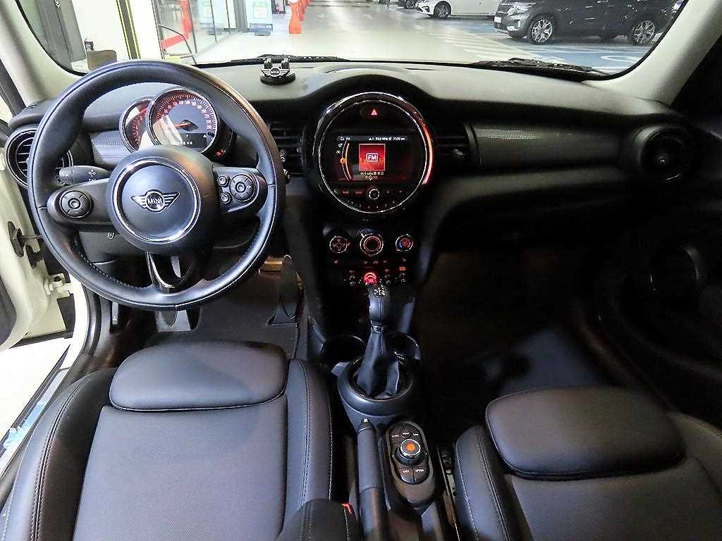 Mini Cooper - Vista 10