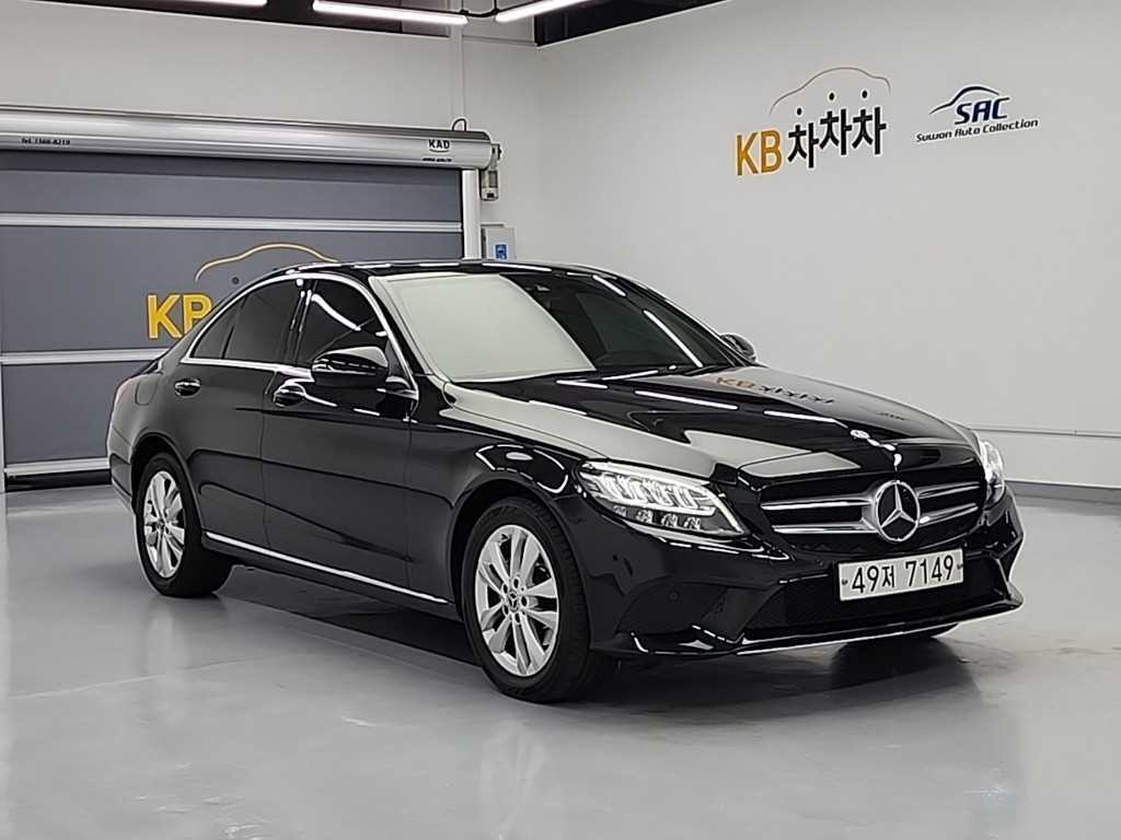 Mercedes Benz C Class - Vista 4