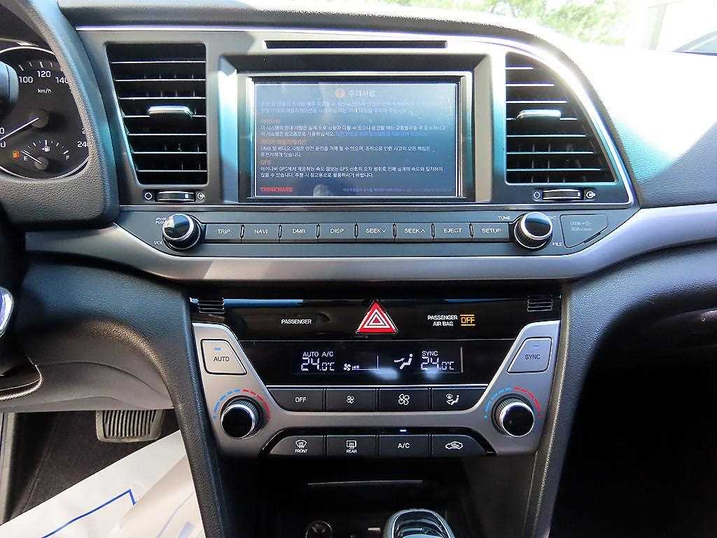 HYUNDAI Avante 2016 skyblue - Importación desde Corea - HF Imports Iquique - Foto 16