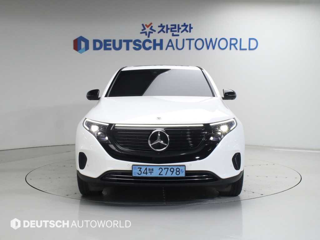 Mercedes Benz EQC - Vista 3