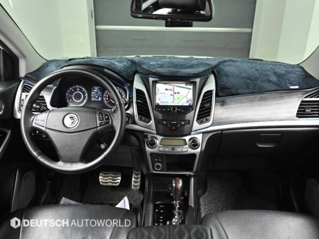 Ssangyong Korando - Vista 5