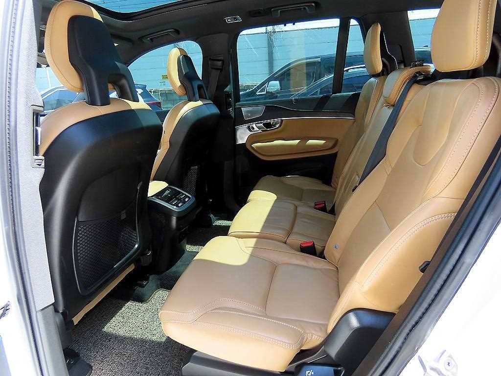 Volvo XC90 - Vista 6