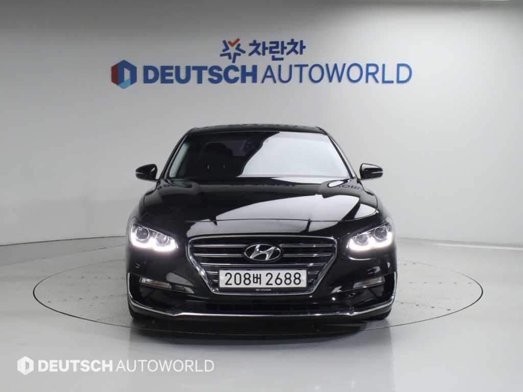 HYUNDAI Grandeur - Vista 3
