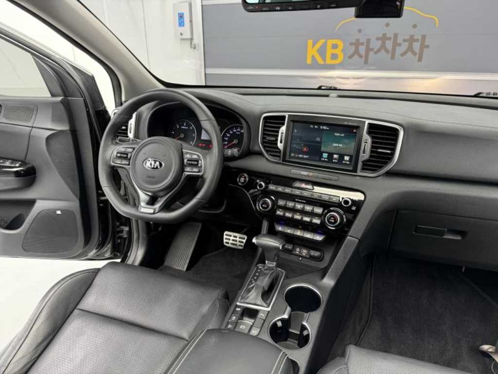 KIA Sportage - Vista 8