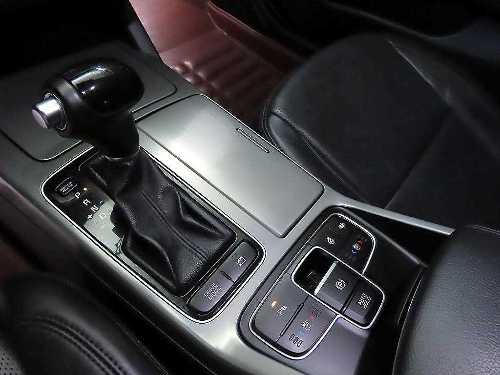KIA K7 - Vista 12