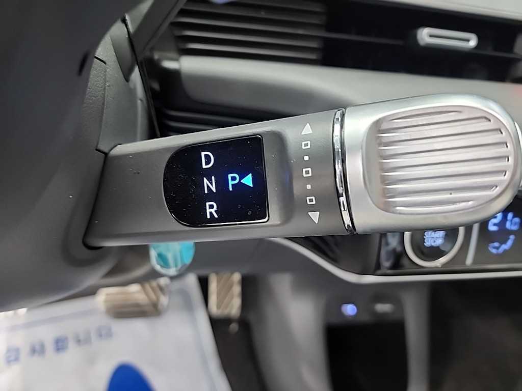 HYUNDAI Ioniq 5 - Vista 8