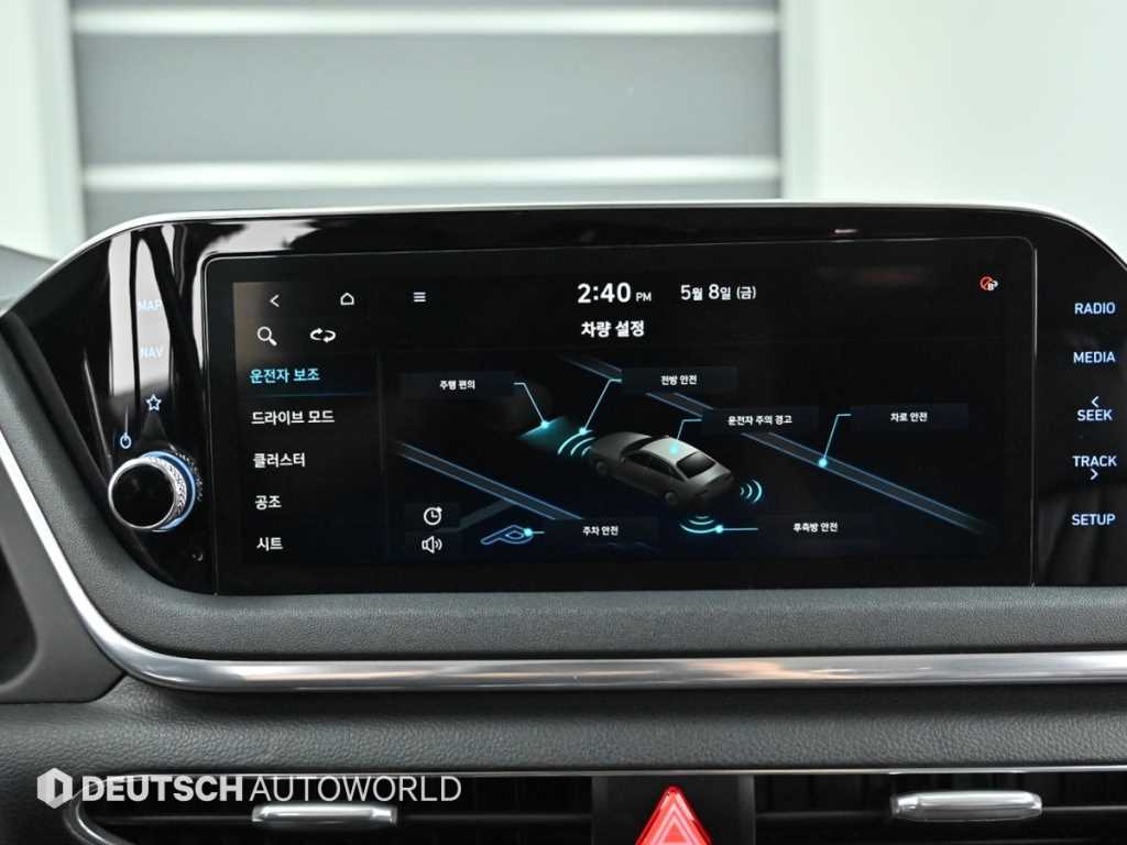 HYUNDAI Sonata - Vista 11