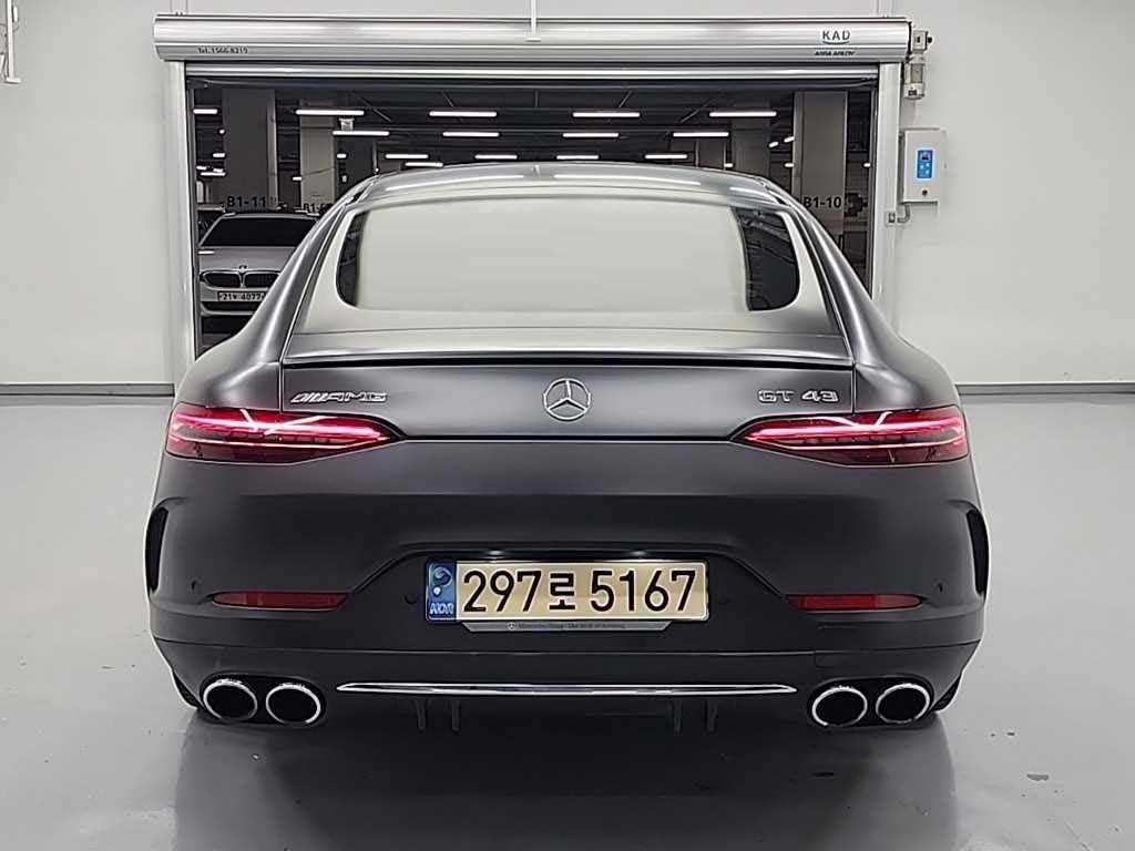 Mercedes Benz AMG GT - Vista 3