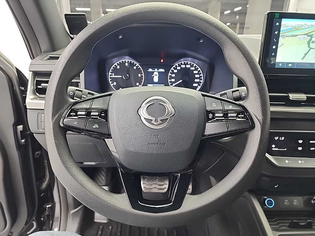 Ssangyong Musso - Vista 9
