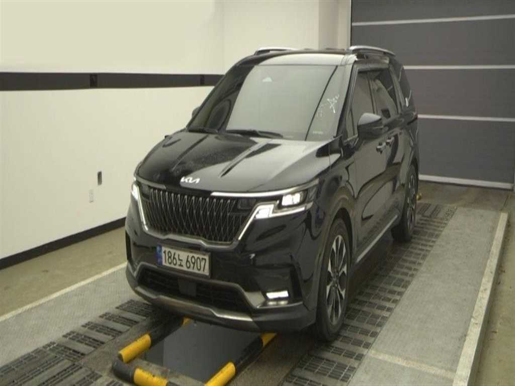 KIA Carnival 2023 Negro - Importación desde Corea - HF Imports Iquique - Foto 1