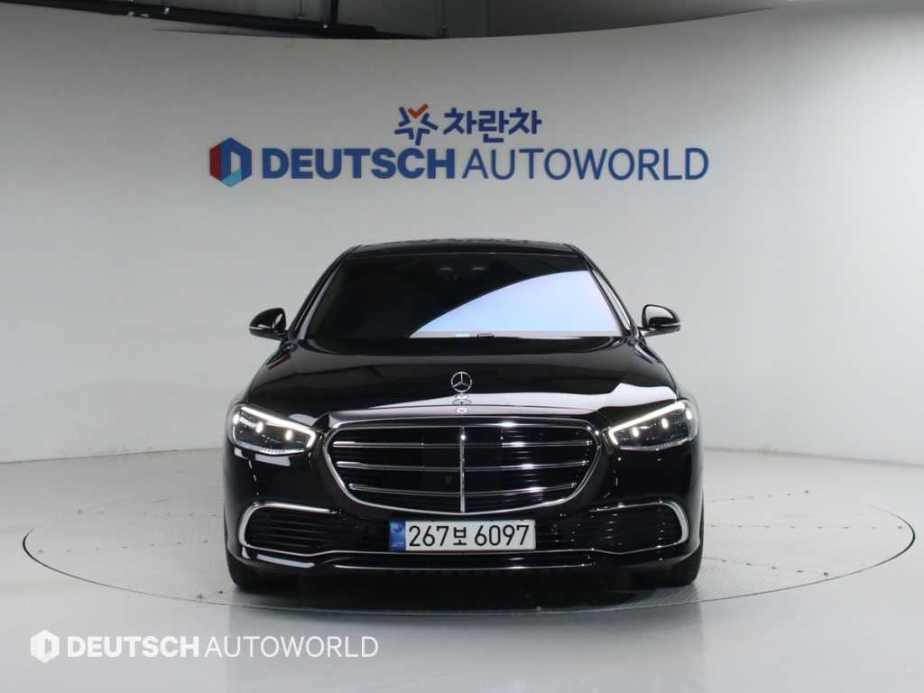 Mercedes Benz S Class - Vista 3