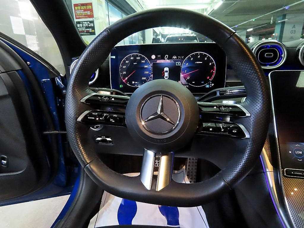 Mercedes Benz C Class - Vista 8