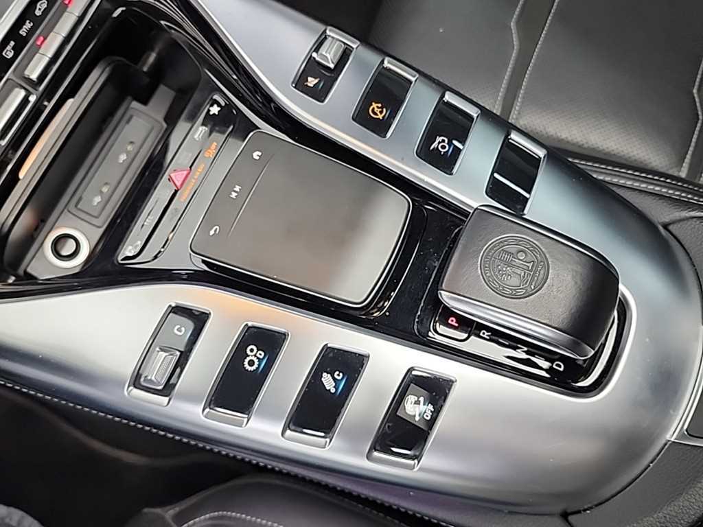 Mercedes Benz AMG GT - Vista 8