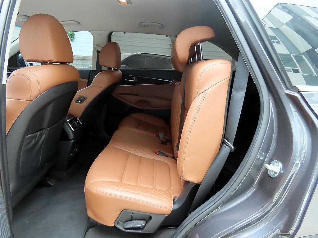 KIA Sorento - Vista 6