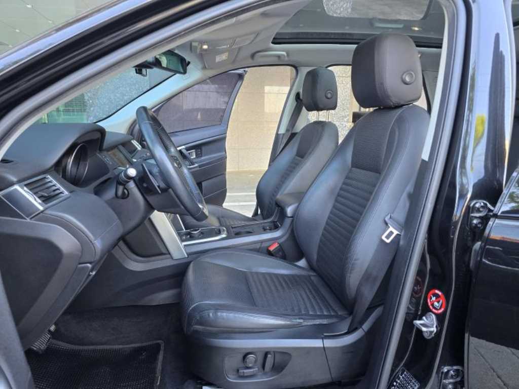 Land Rover Discovery Sports - Vista 7