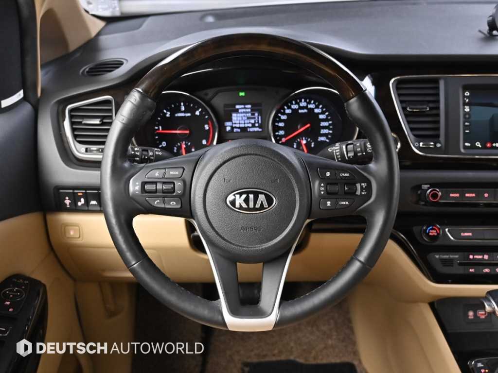 KIA Carnival 2019 Blanco - Importación desde Corea - HF Imports Iquique - Foto 13