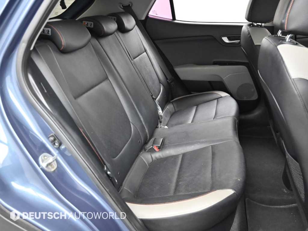 KIA Stonic - Vista 12