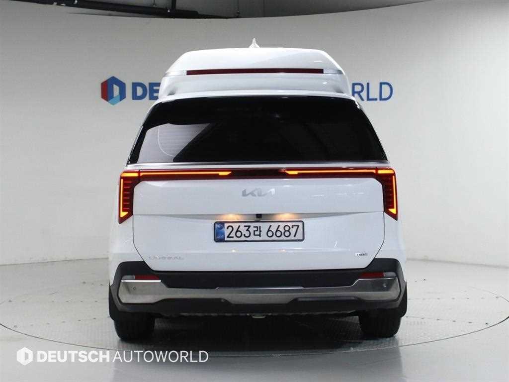 KIA Carnival - Vista 4