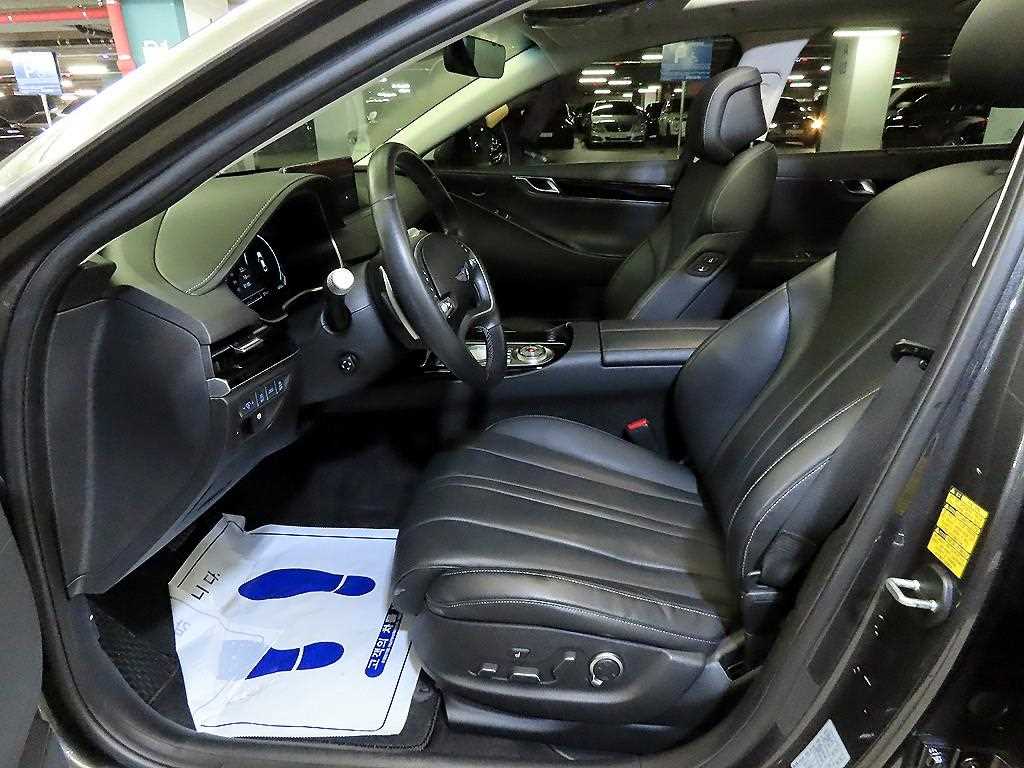 Genesis G80 - Vista 6