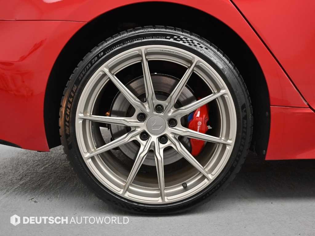 KIA Stinger - Vista 5
