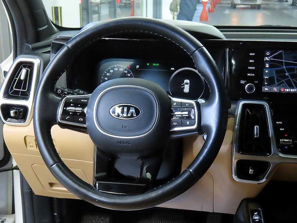 KIA Sorento - Vista 8