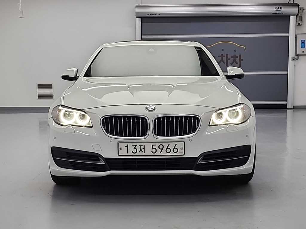 BMW 5 Series - Vista 2