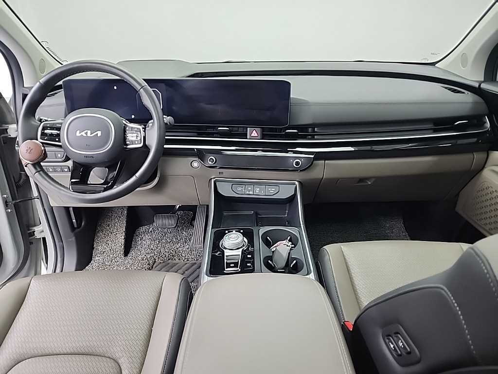 KIA Carnival - Vista 7